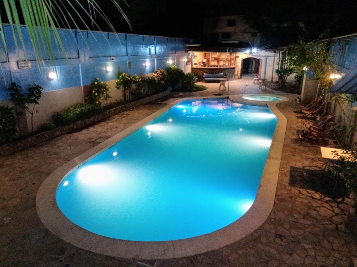El Virrey Hospedaje Pucallpa Exteriör bild